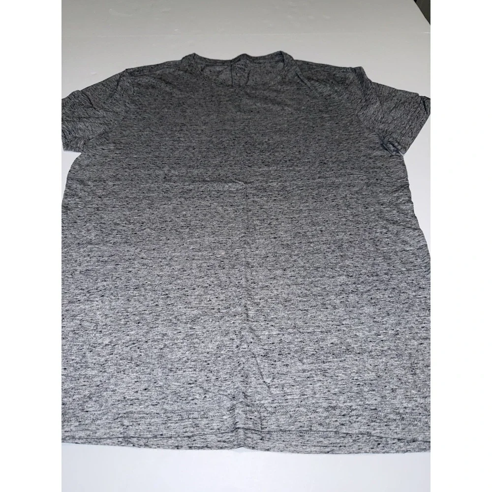 Banana Republic Men T-Shirt Large Gray Organic 100% Cotton Speckled Preppy Tee